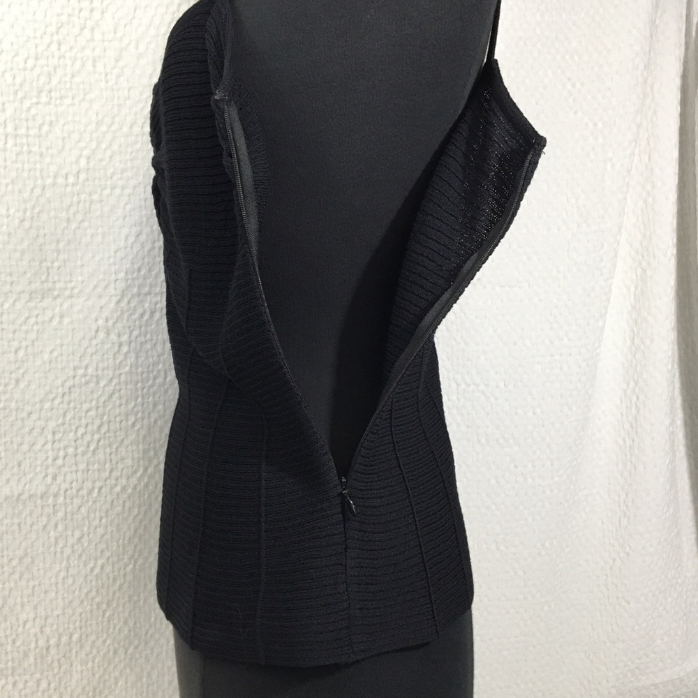 🌵ST. JOHN Black Knit Contour Tank Side Zip - Picture 5 of 8